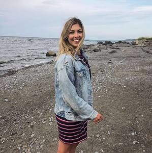 Meet your Posher, Rose